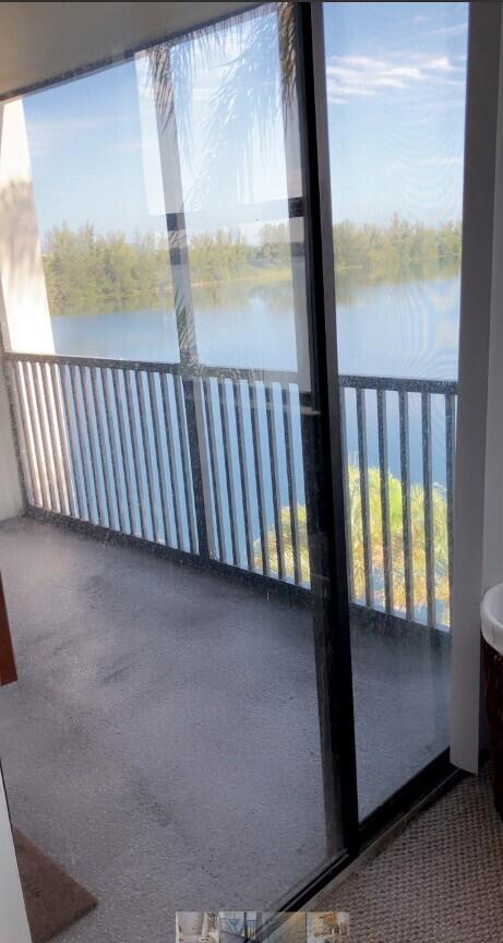 LAKE EMERALD CONDOMINIUM NO - Residential