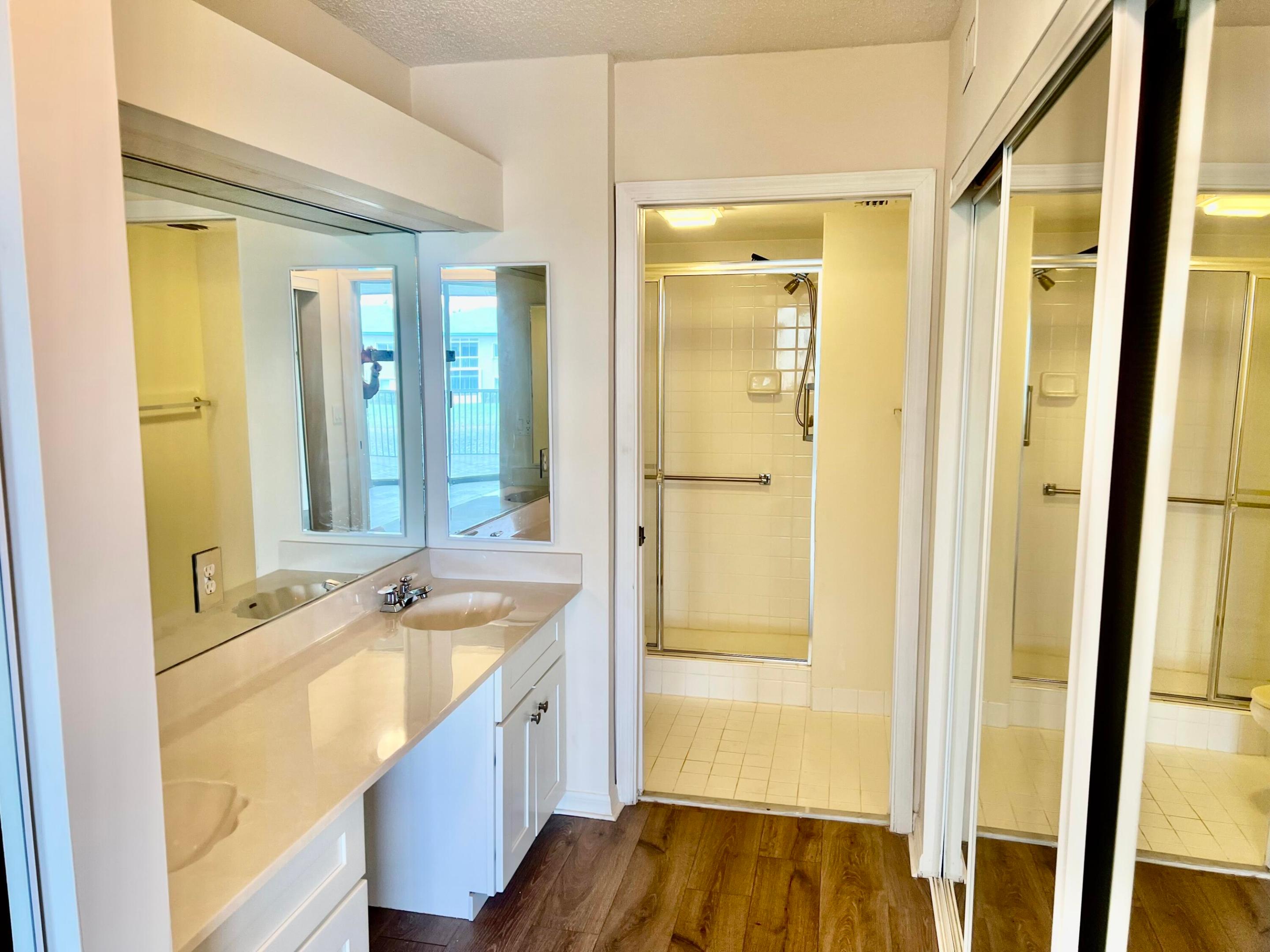 GRANVILLE CONDOMINIUM - Residential Lease