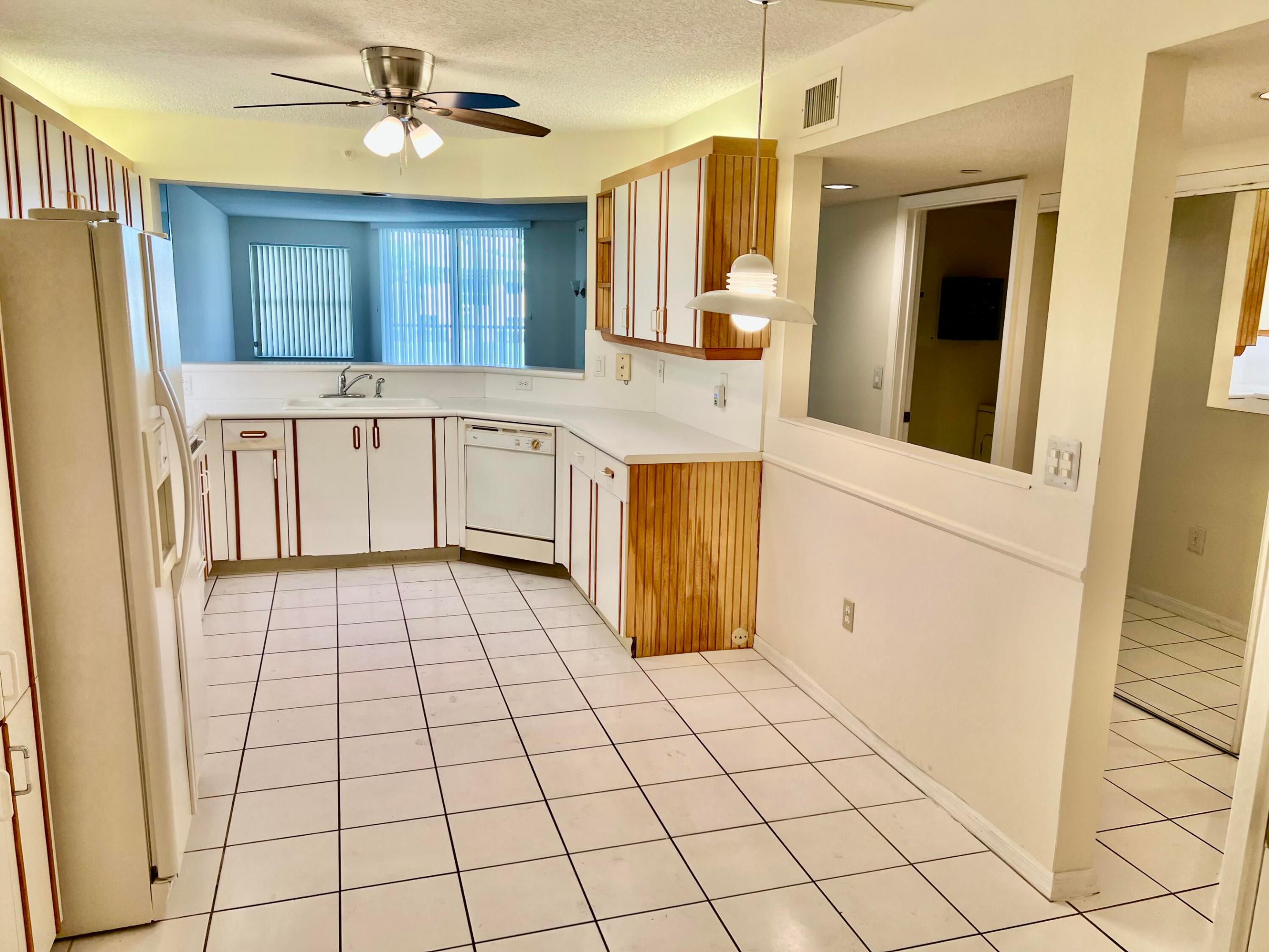 GRANVILLE CONDOMINIUM - Residential Lease