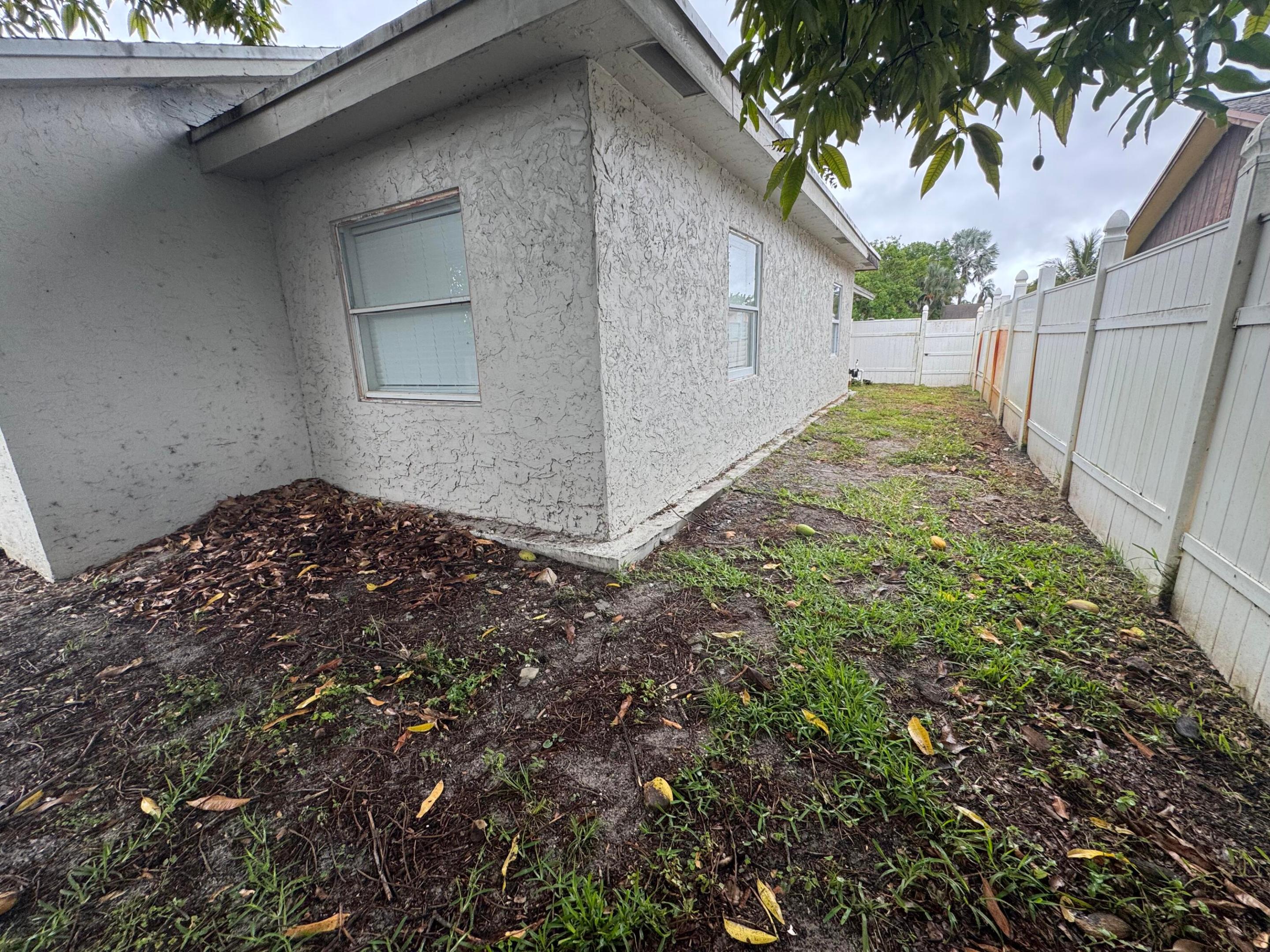 WOODED ACRES - Residential