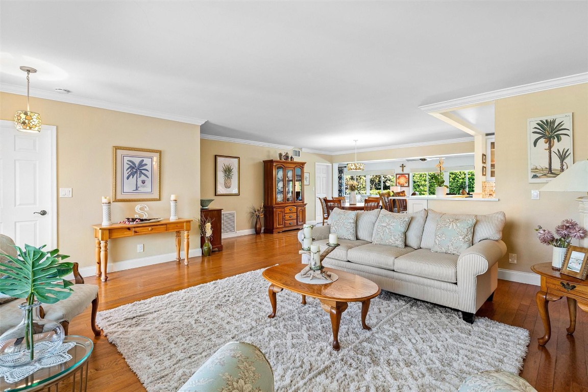 HILLSBORO HEIGHTS - Residential