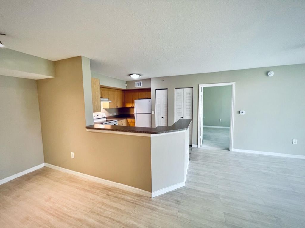 Photo of 414 Villa Circle, Boynton Beach, FL 33435 (MLS # R10792001)