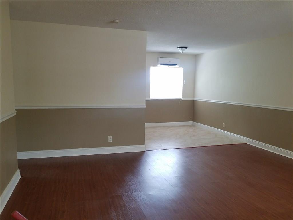 HOLLYWOOD 1-21 B LOT 10-1 - Residential Lease