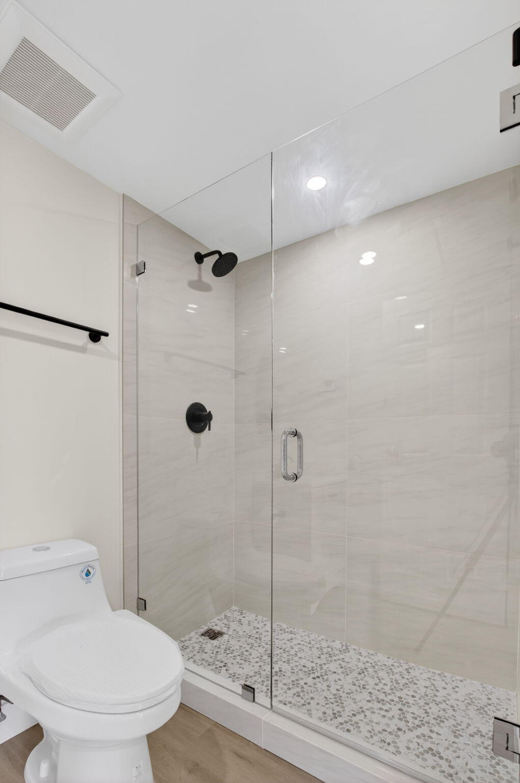 KINGS POINT BRITTANY CONDOS - Residential Lease