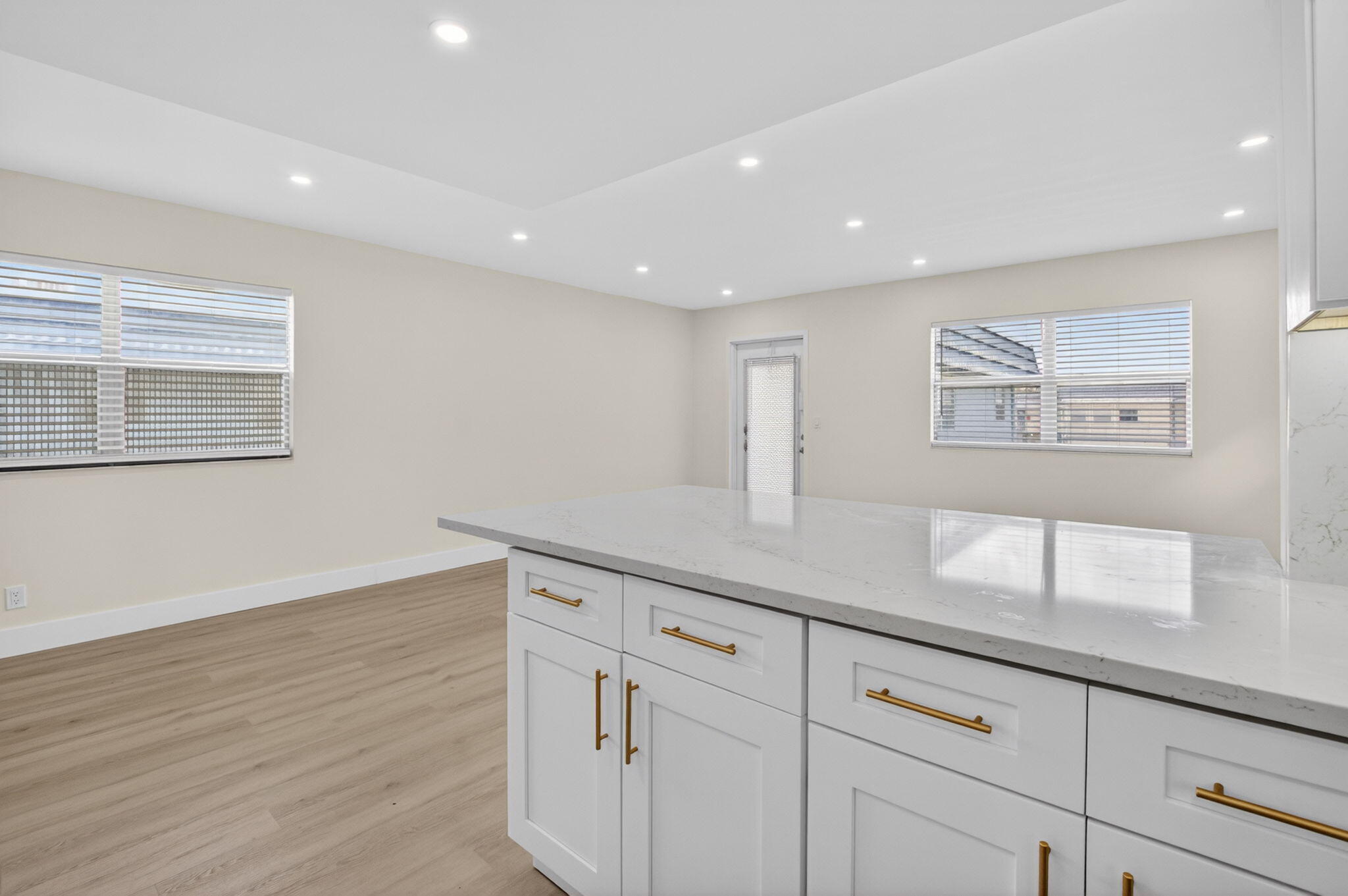 KINGS POINT BRITTANY CONDOS - Residential Lease