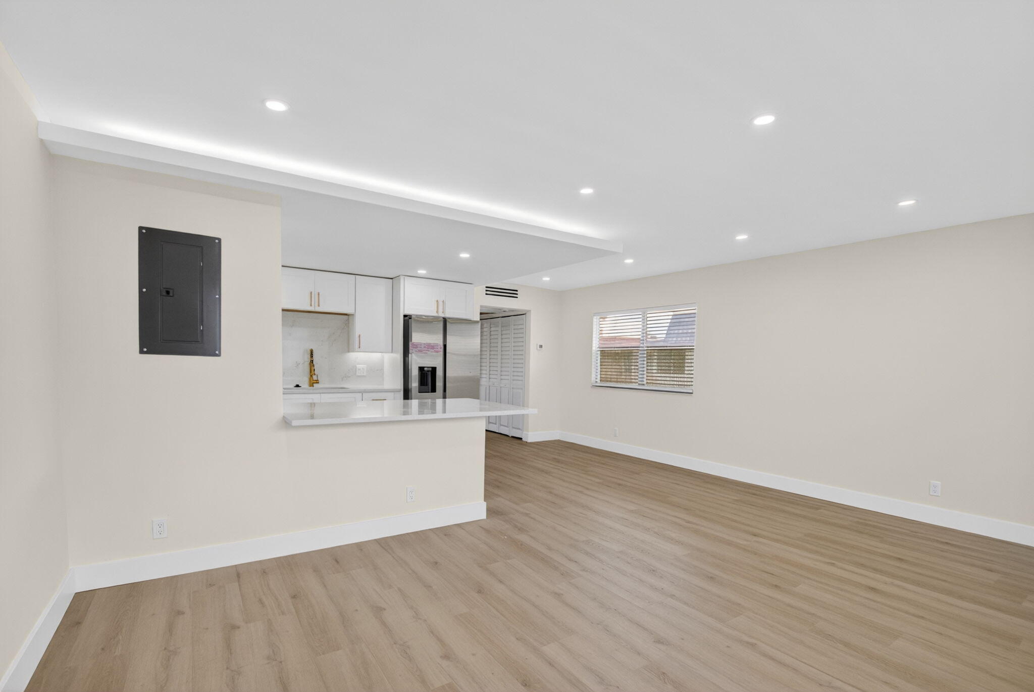 KINGS POINT BRITTANY CONDOS - Residential Lease