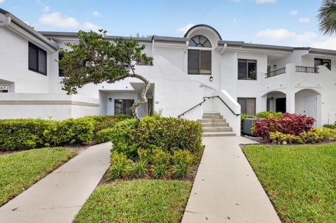 Tiny photo for 7563 Glendevon Lane #1306, Delray Beach, FL 33446 (MLS # B26015405)