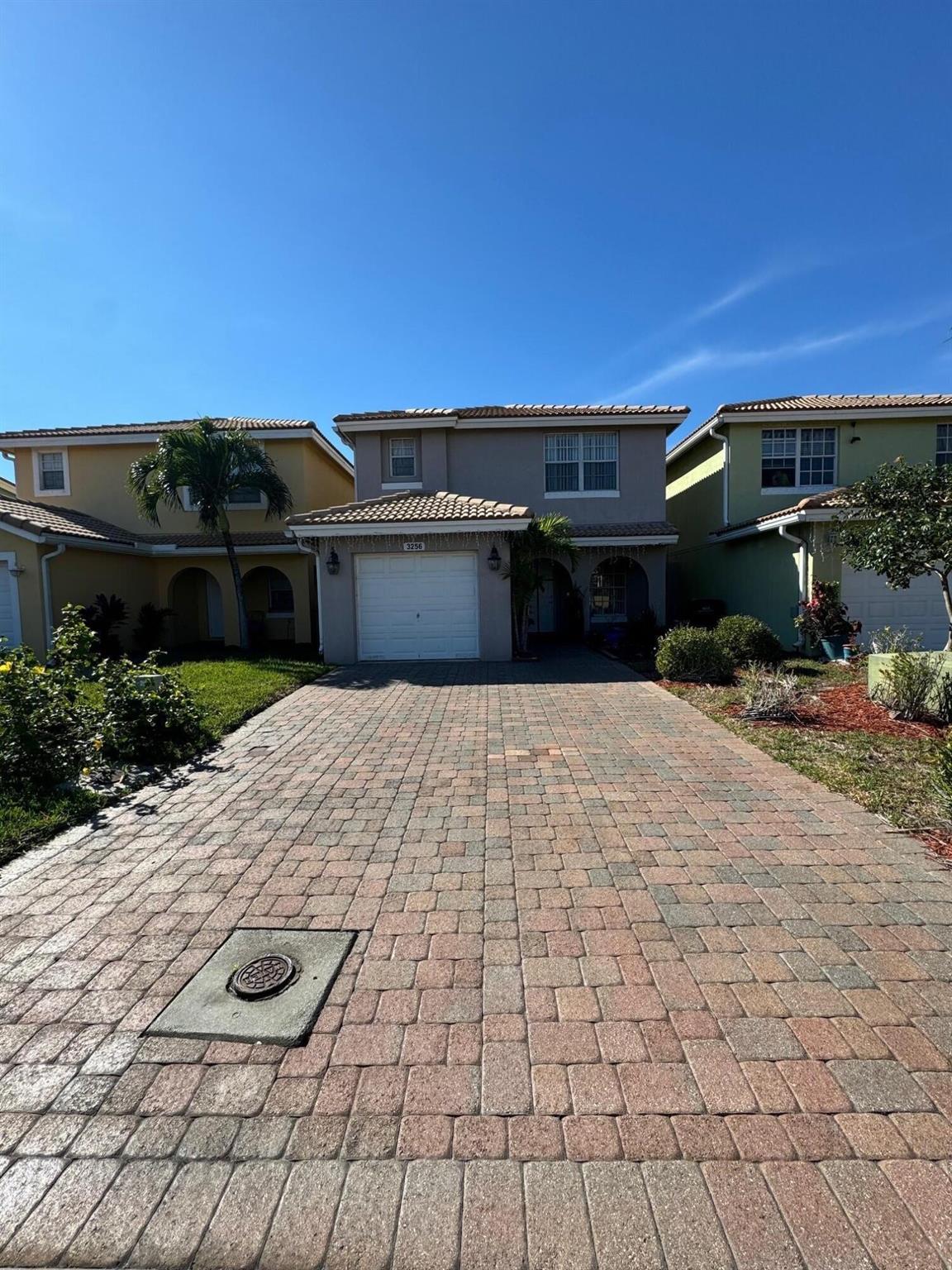 Welcome to this stunning single family home located in the gated community of Briar Bay. This beautifully maintained 2 story home features 3 bedroom 2 and a 1/2 bathrooms and a 1 car garage. Hard floors throughout. Spacious living areas filled with natural light, a modern kitchen with dark appliances, and elegant finishes throughout. Enjoy relaxing in the private lake front backyard or taking advantage of the community amenities including a clubhouse with a gym, pool tennis and basketball. Situated in a convenient location close to shopping, dining, and entertainment options, this home offers both comfort and convenience.