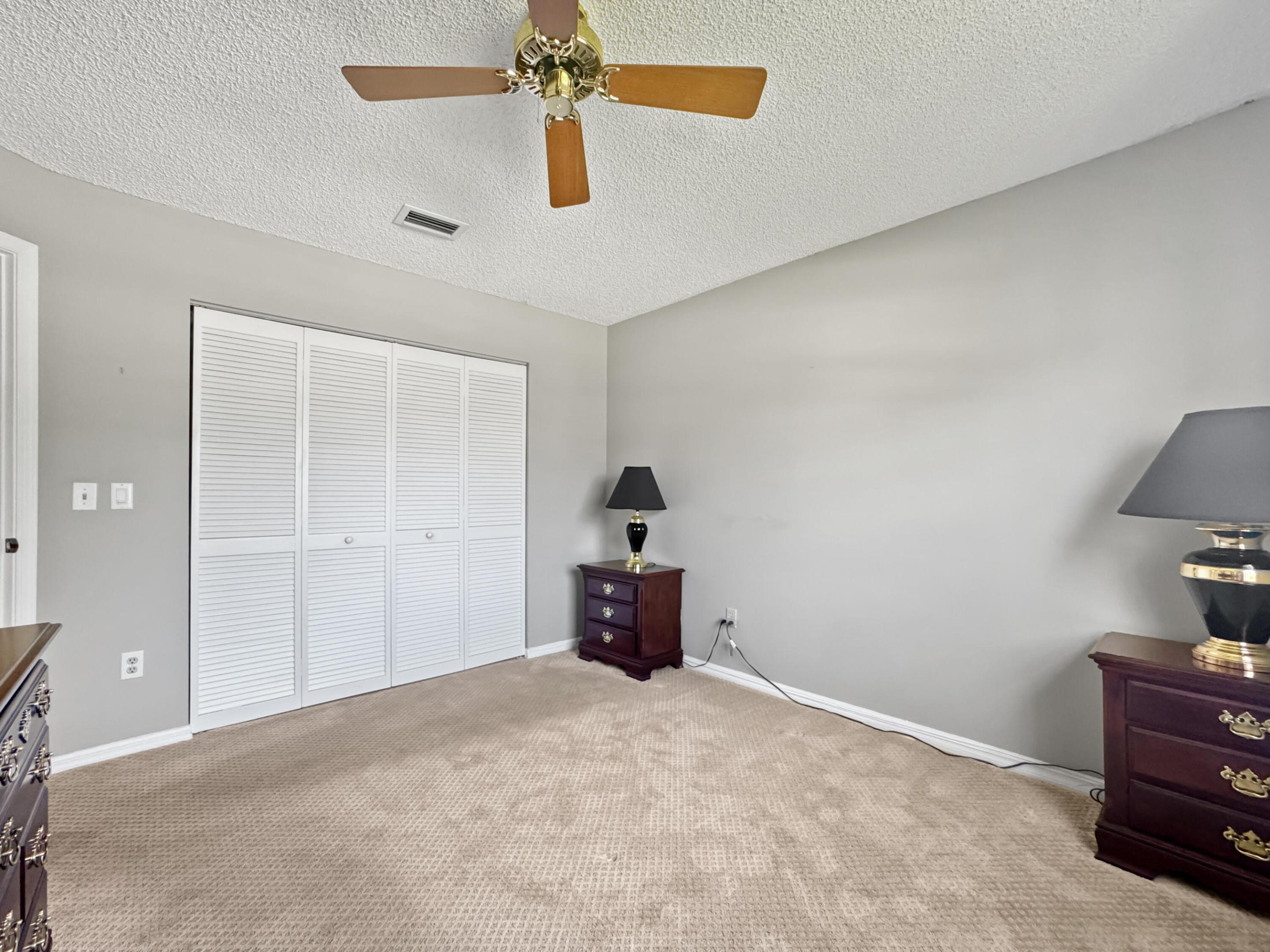 COQUINA LAKES - Residential