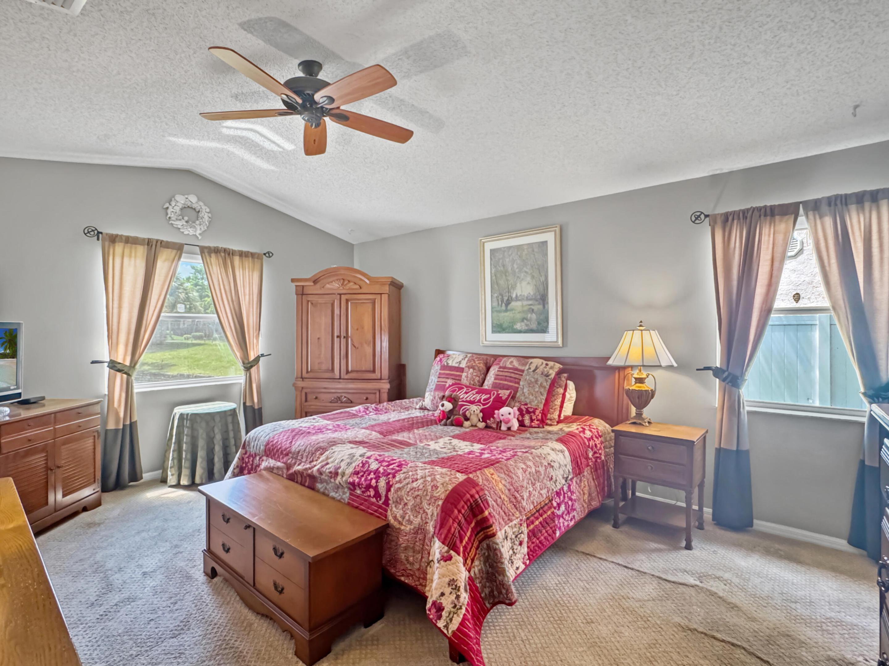 COQUINA LAKES - Residential