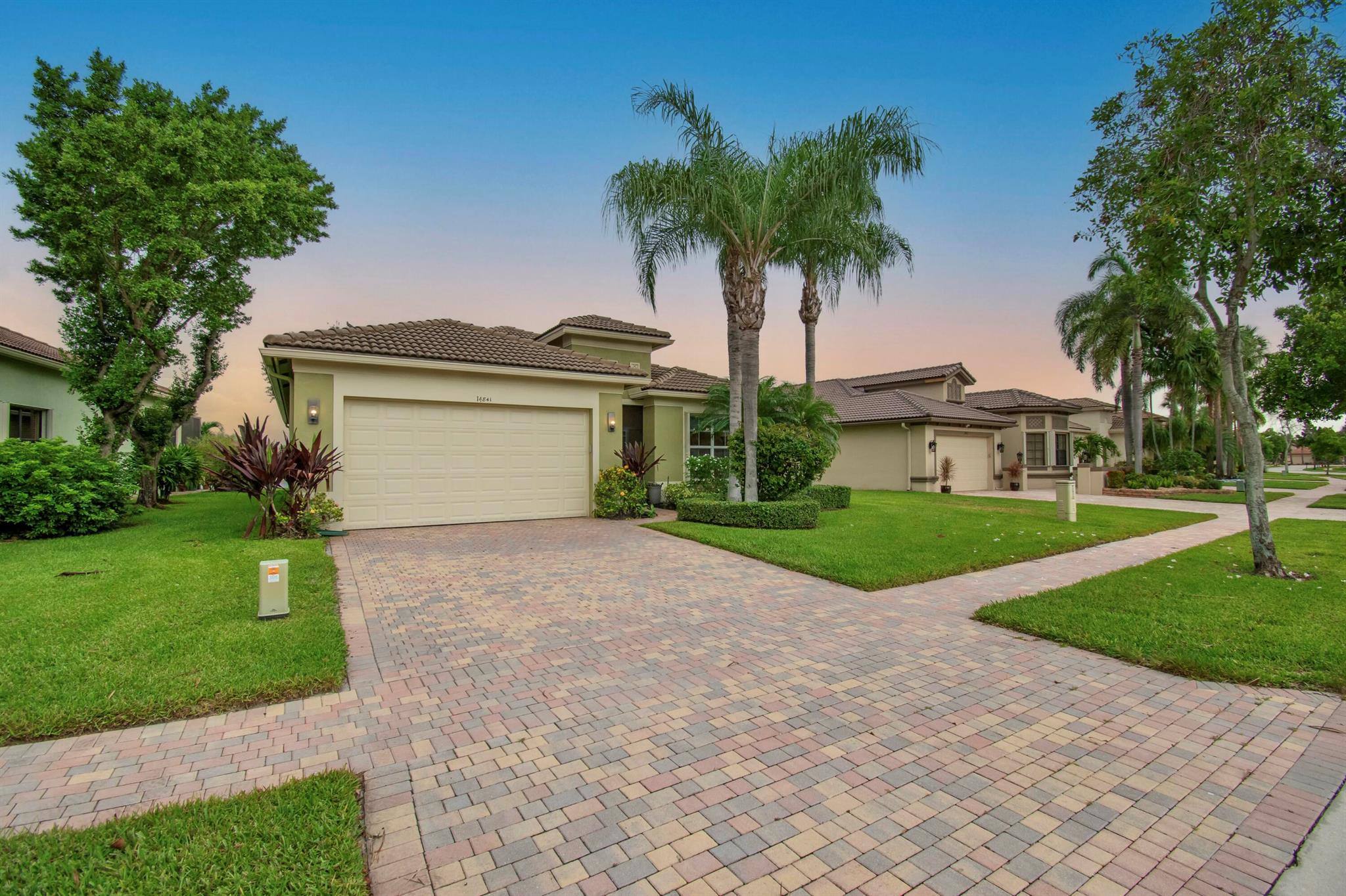 14841 Strand Lane