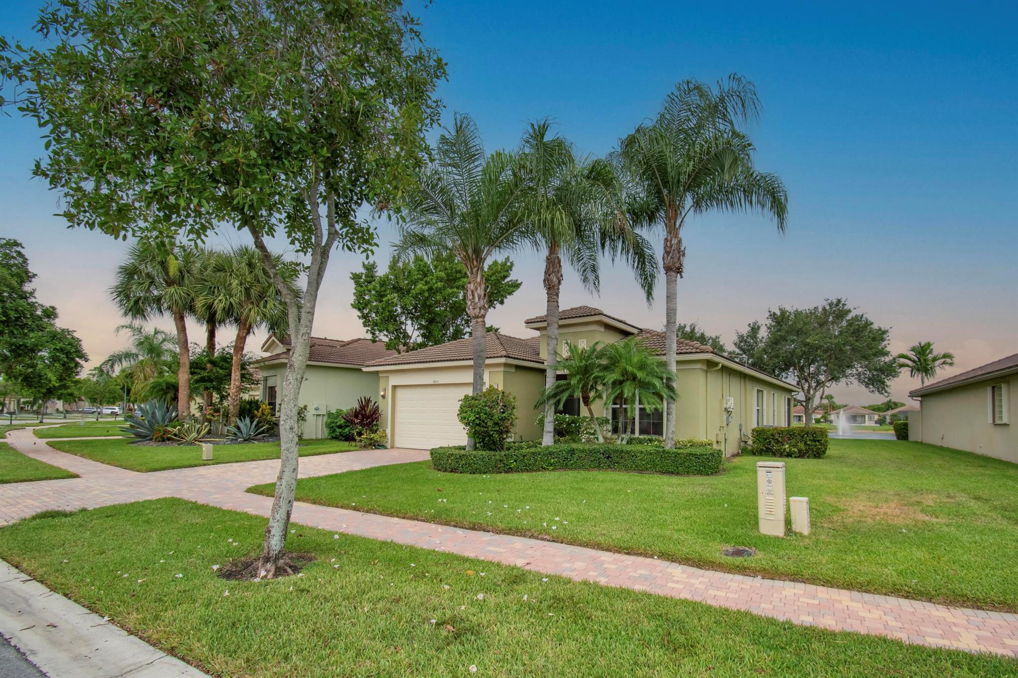 14841 Strand Lane
