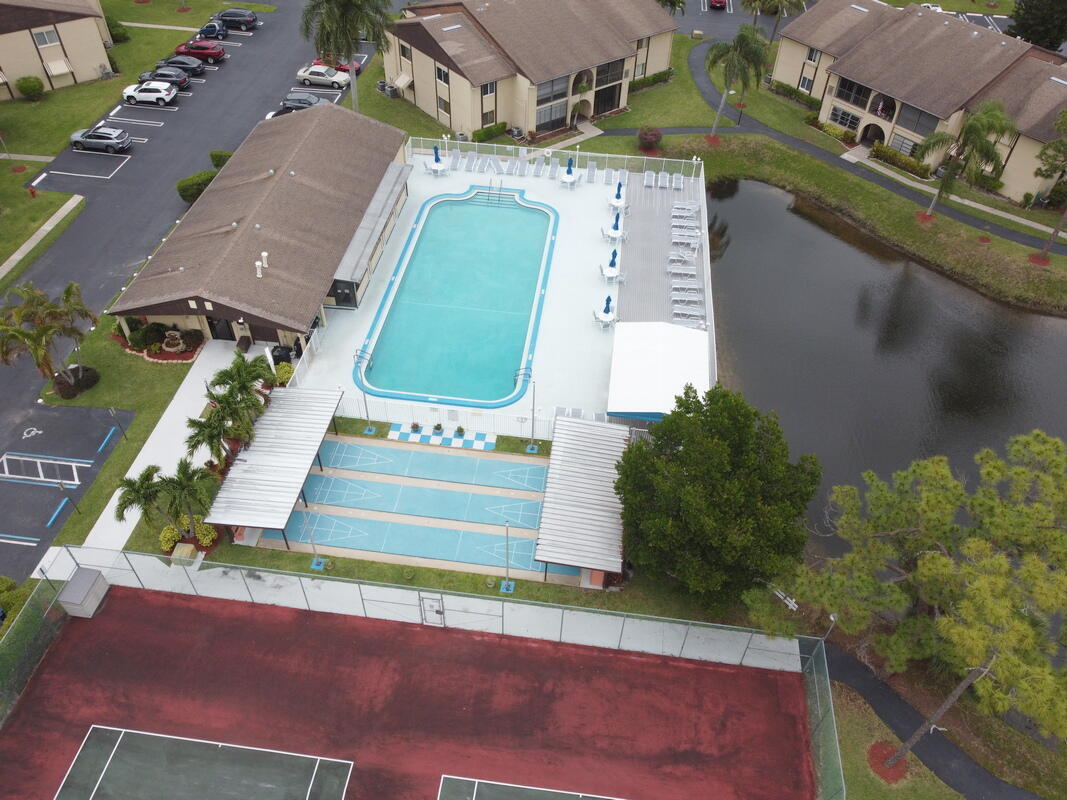 PINE RIDGE III CONDO - Residential