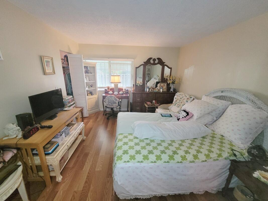 PINE RIDGE III CONDO - Residential