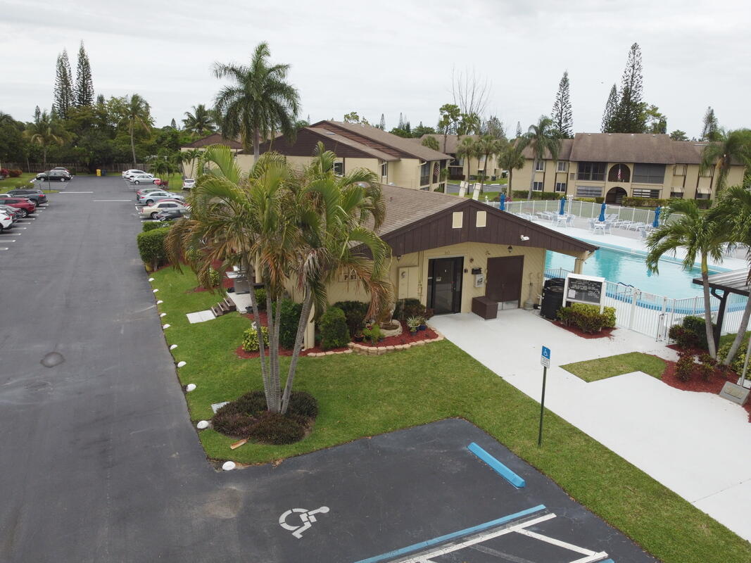 PINE RIDGE III CONDO - Residential