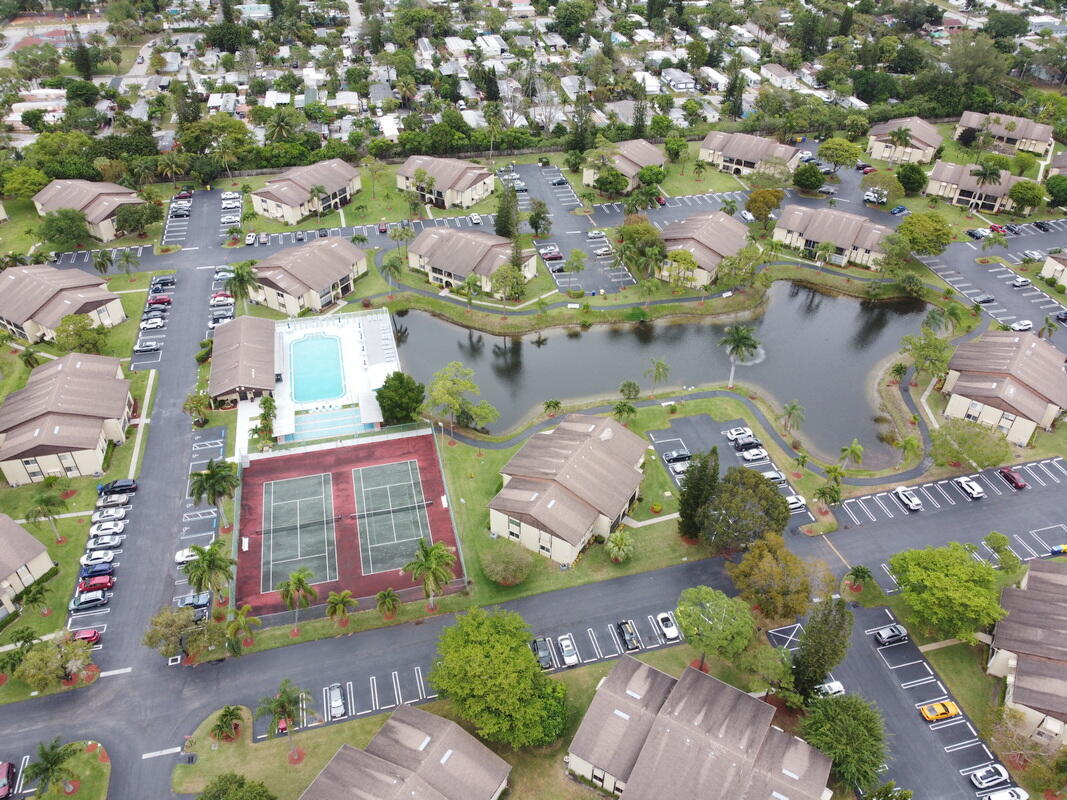 PINE RIDGE III CONDO - Residential