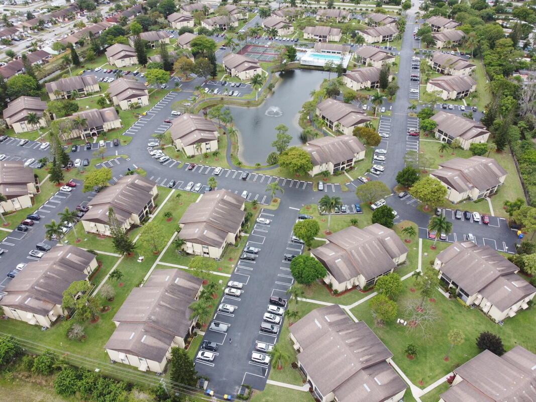 PINE RIDGE III CONDO - Residential