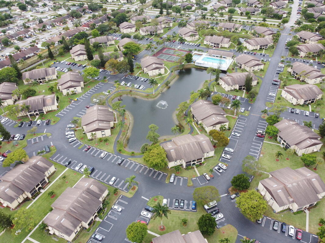 PINE RIDGE III CONDO - Residential