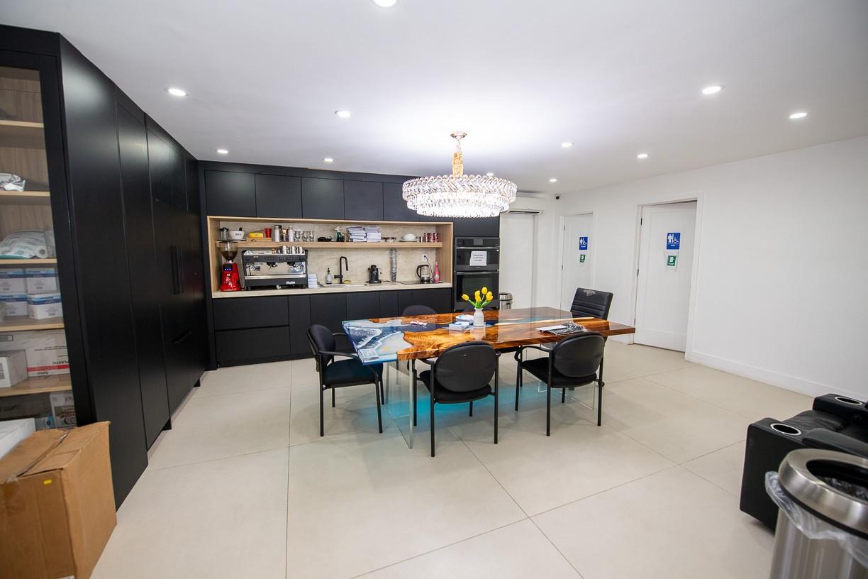 5738 W Hallandale Beach Blvd