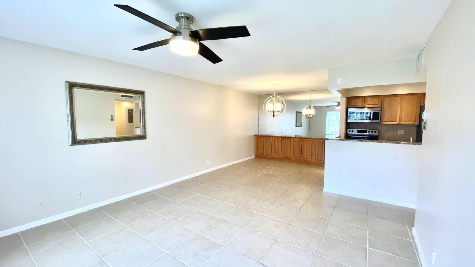 125 Shore Court 102b