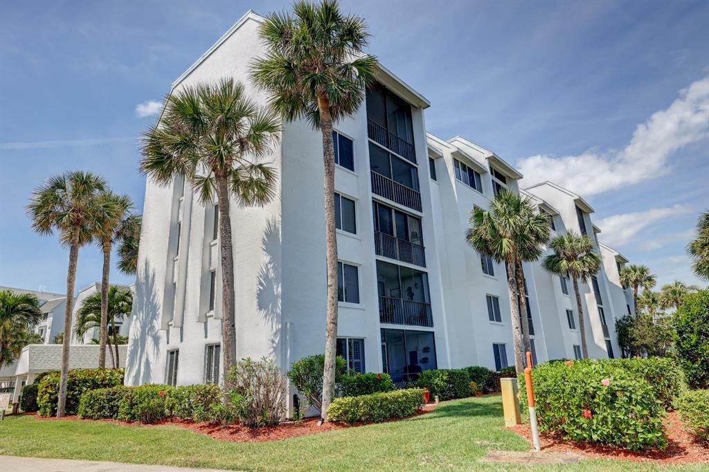 Photo of 2400 S Ocean Drive #7221, Fort Pierce, FL 34949 (MLS # R10700106)