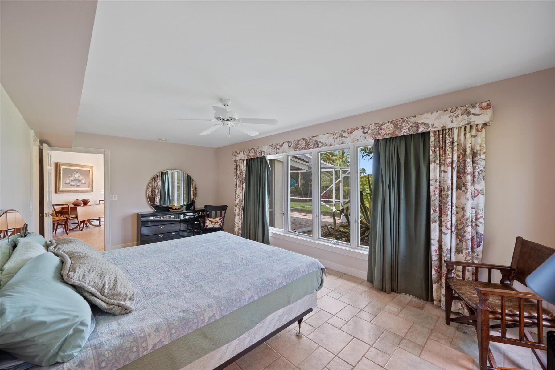 WHITE FENCES / DEER RUN 2 - Residential