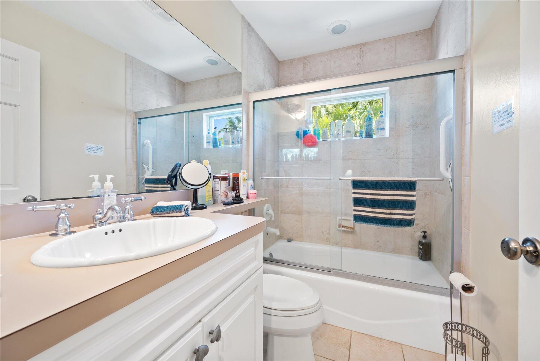 WHITE FENCES / DEER RUN 2 - Residential