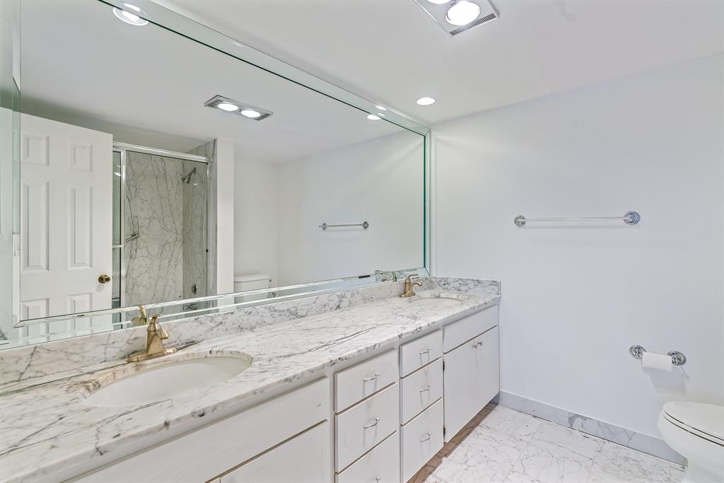 ISLAND HOUSE SOUTHWEST CONDO - Residential