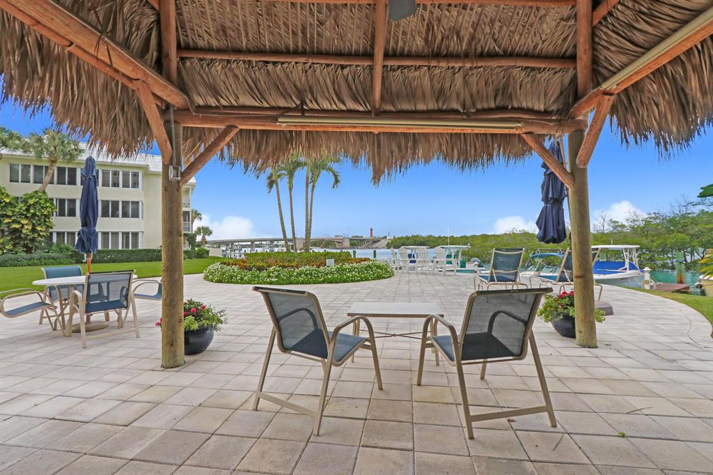 ISLAND HOUSE SOUTHWEST CONDO - Residential