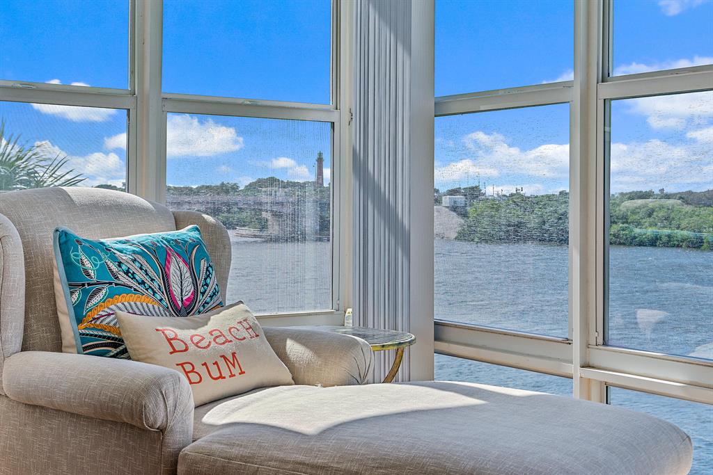 ISLAND HOUSE SOUTHWEST CONDO - Residential