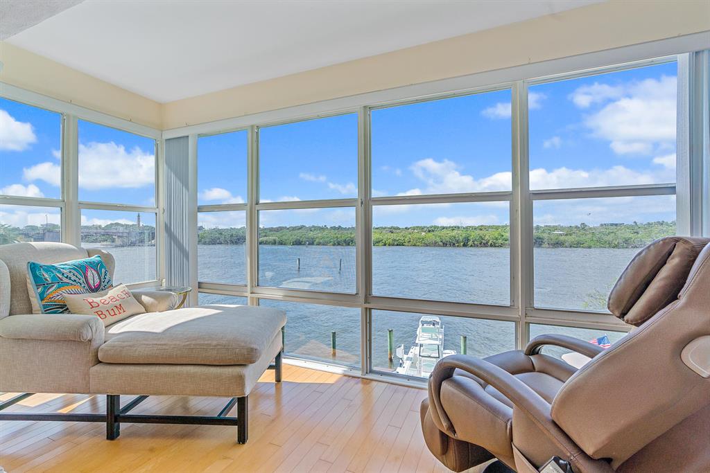 ISLAND HOUSE SOUTHWEST CONDO - Residential