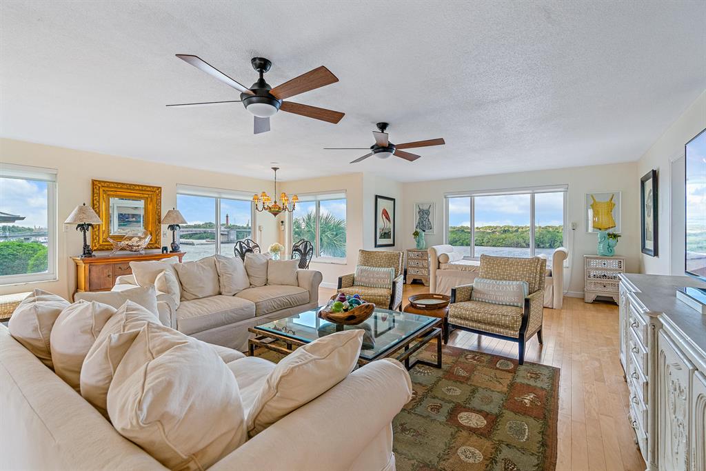 ISLAND HOUSE SOUTHWEST CONDO - Residential