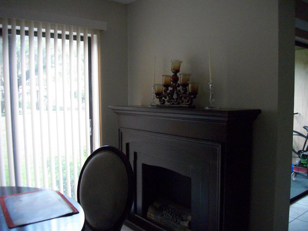 BANYAN COURTS CONDO - Residential