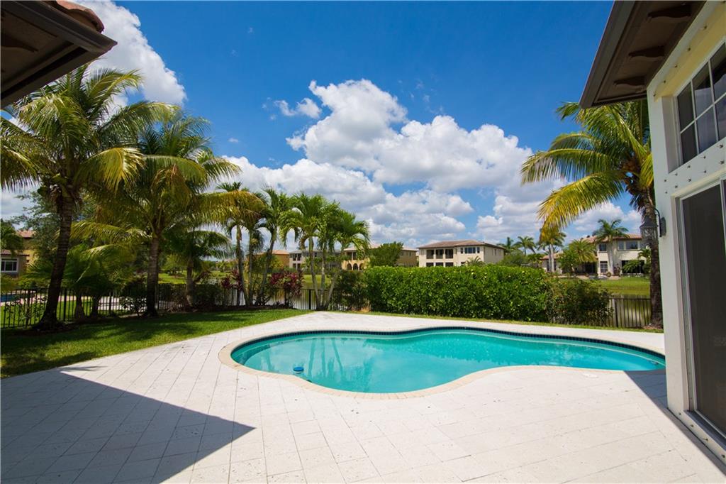 Heron Bay greenbriar - Residential
