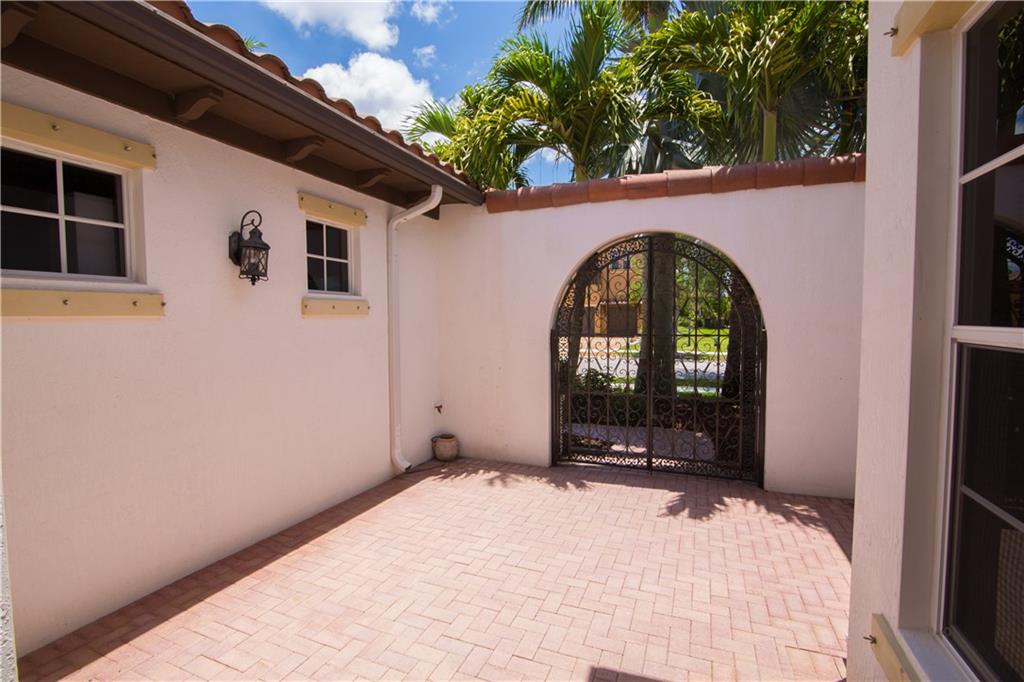 Heron Bay greenbriar - Residential
