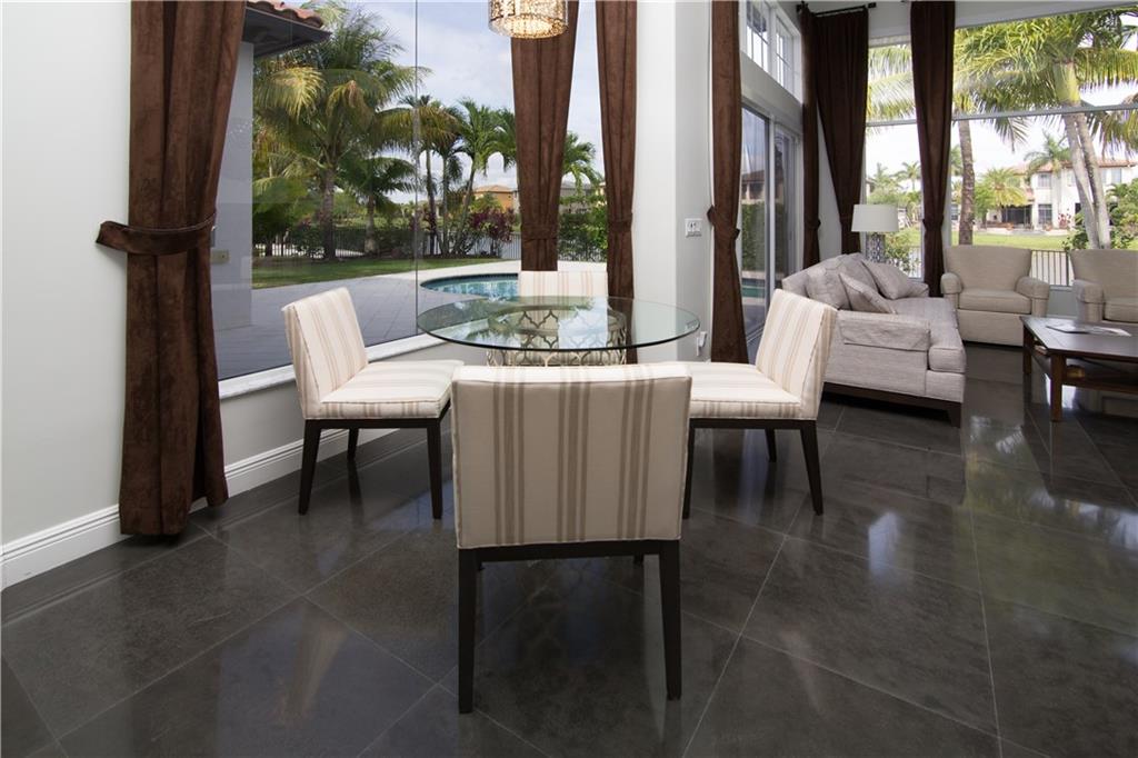 Heron Bay greenbriar - Residential