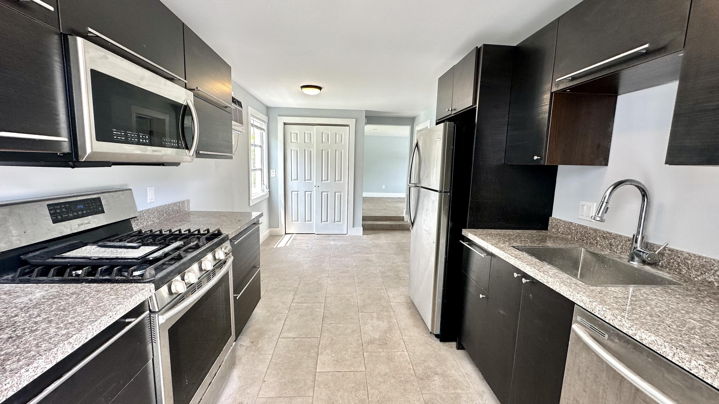 LAKE WORTH TOWN OF - Residential Lease
