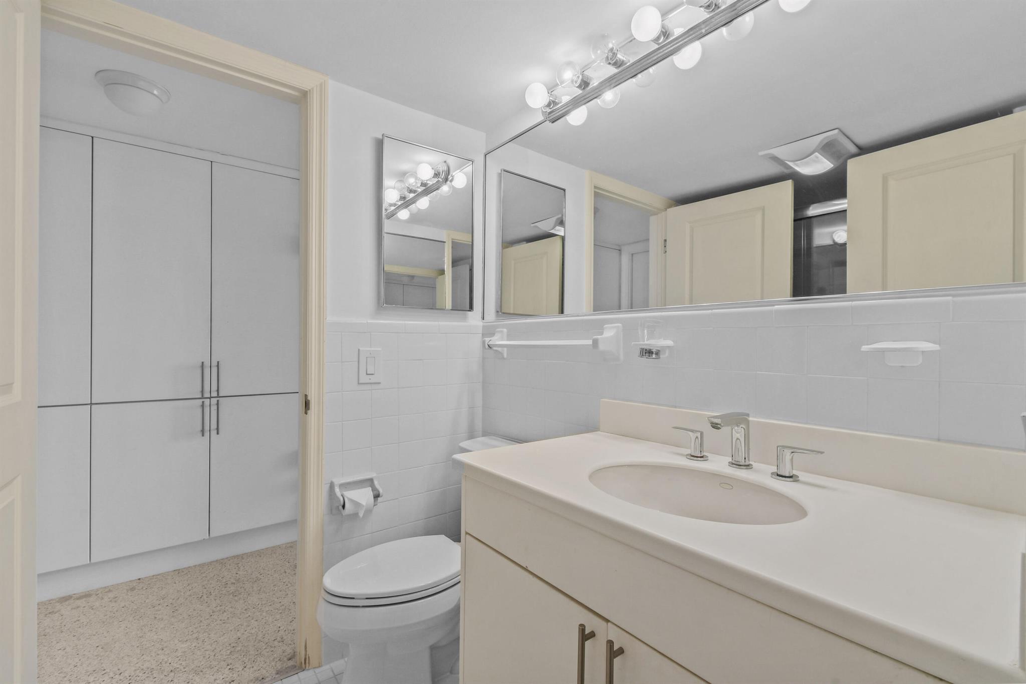 OCEAN TOWERS NORTH - Residential Lease