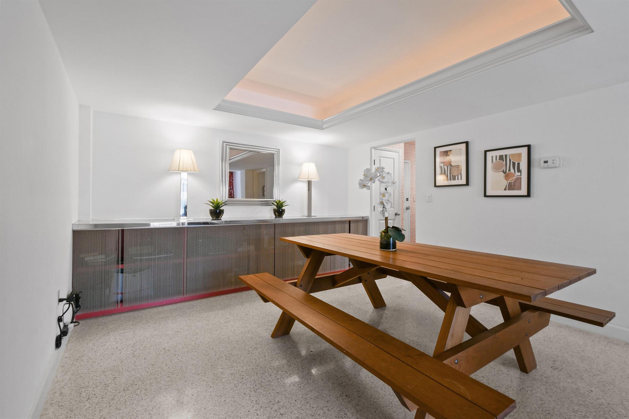 OCEAN TOWERS NORTH - Residential Lease
