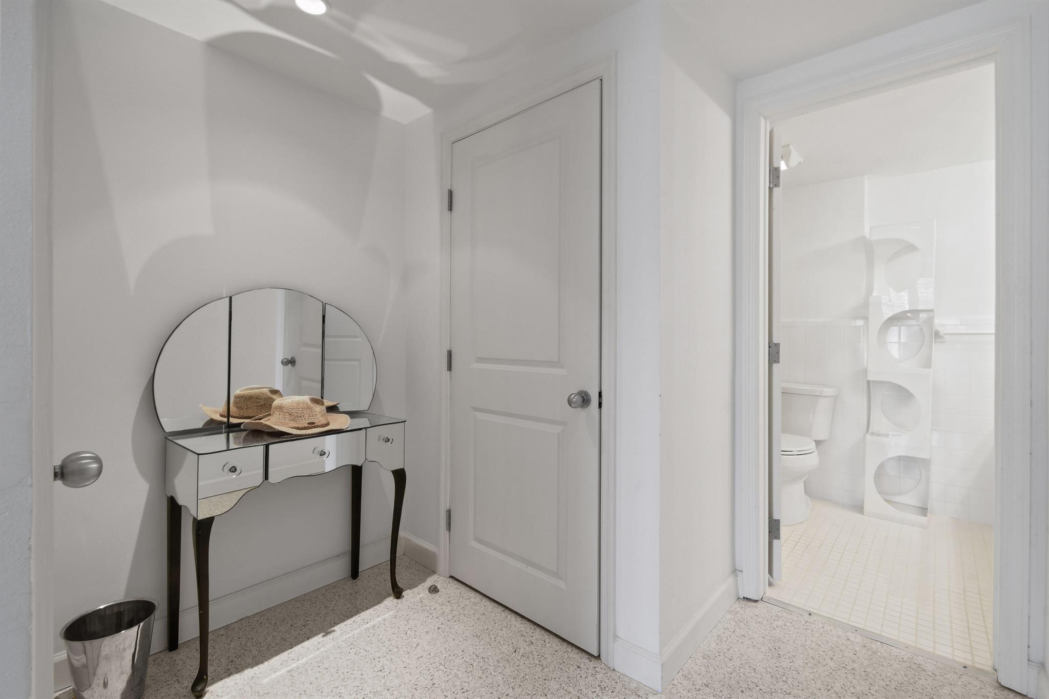 OCEAN TOWERS NORTH - Residential Lease