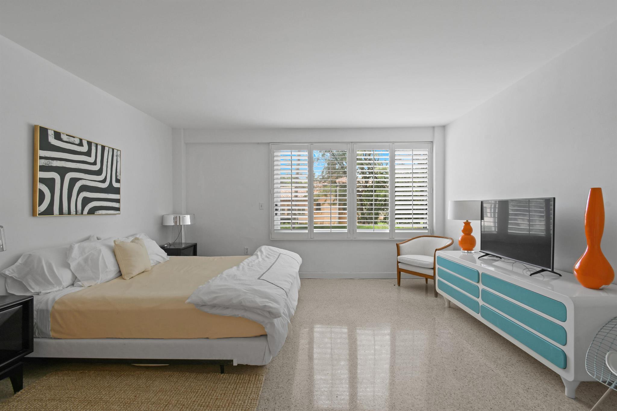 OCEAN TOWERS NORTH - Residential Lease