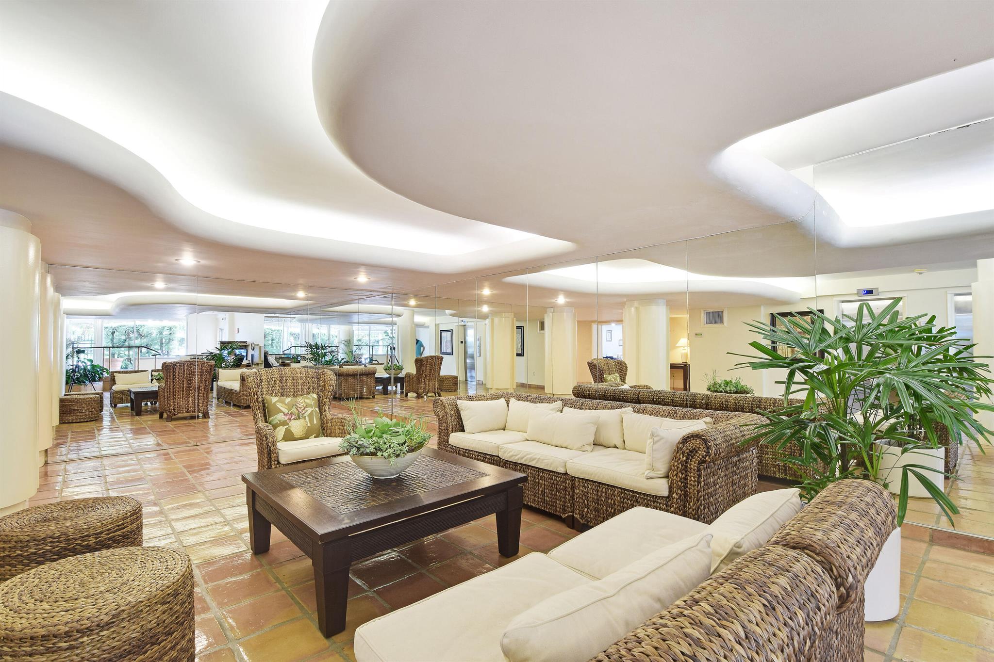 OCEAN TOWERS NORTH - Residential Lease
