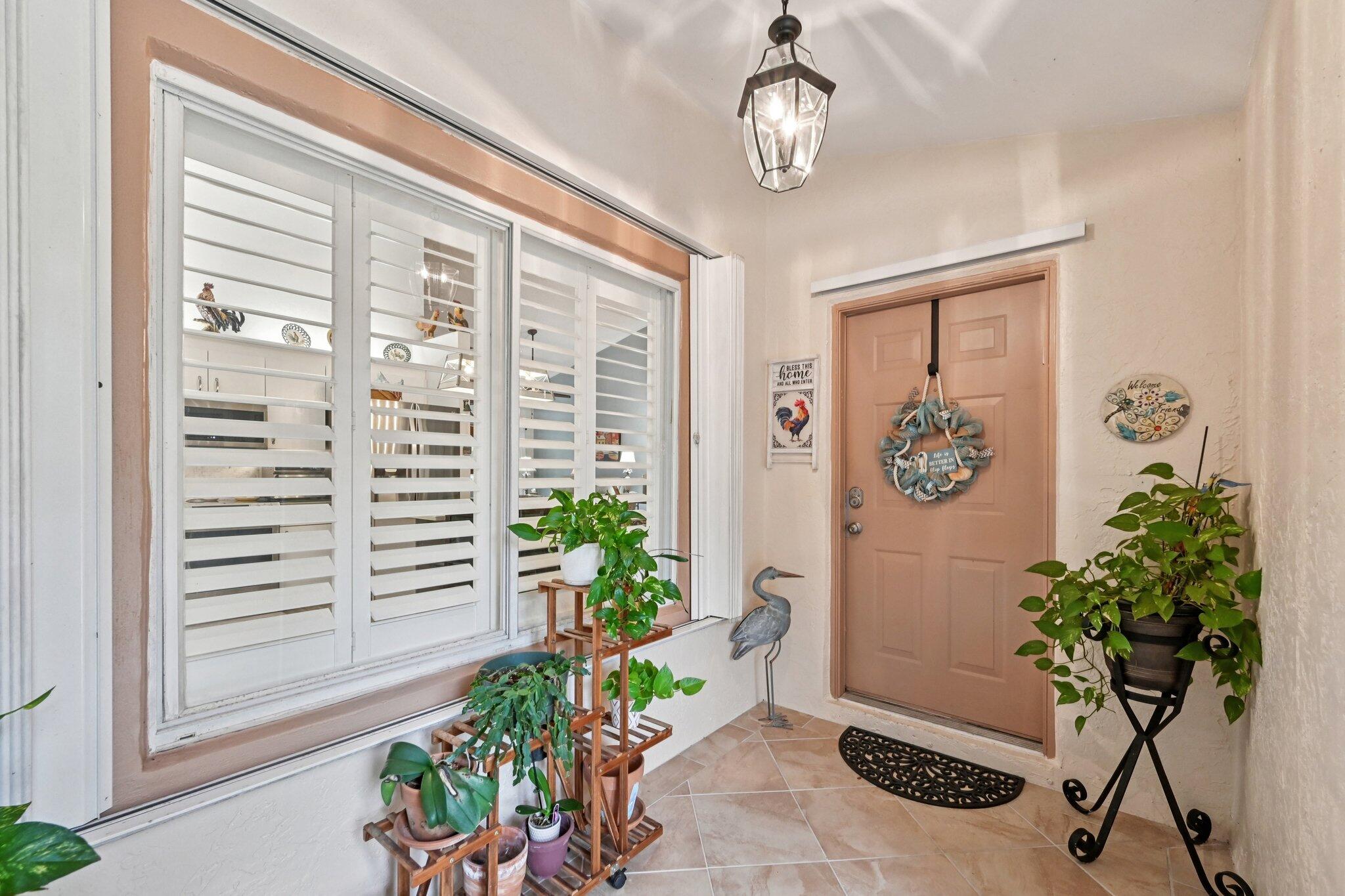 LANTERN WALK 2 - Residential