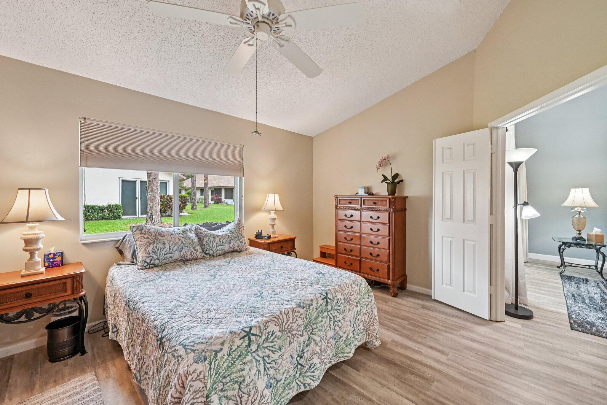 LANTERN WALK 2 - Residential