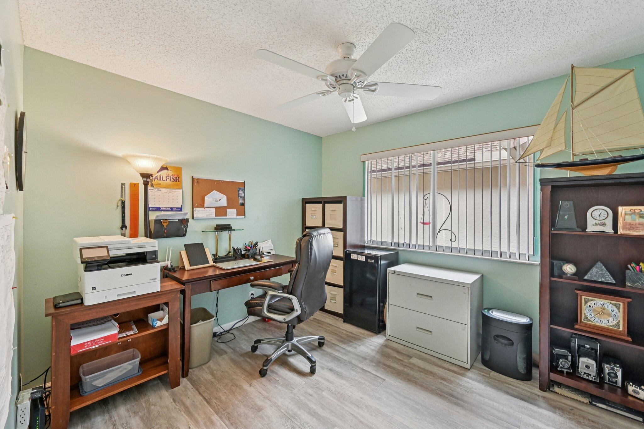 LANTERN WALK 2 - Residential