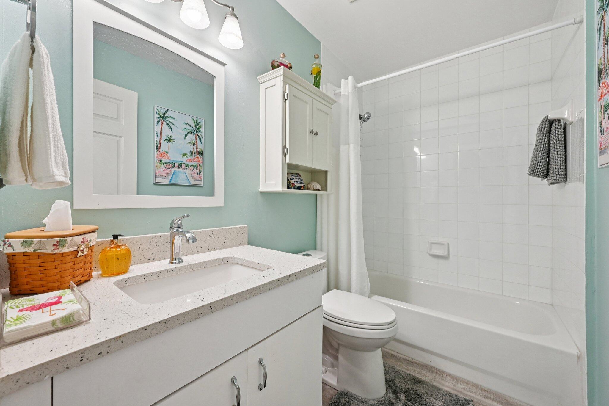 LANTERN WALK 2 - Residential