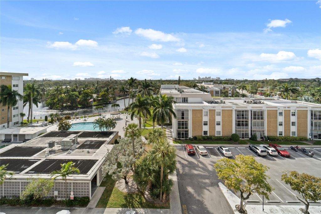 Photo of 3050 NE 16th Avenue #704, Oakland Park, FL 33334 (MLS # F10424272)