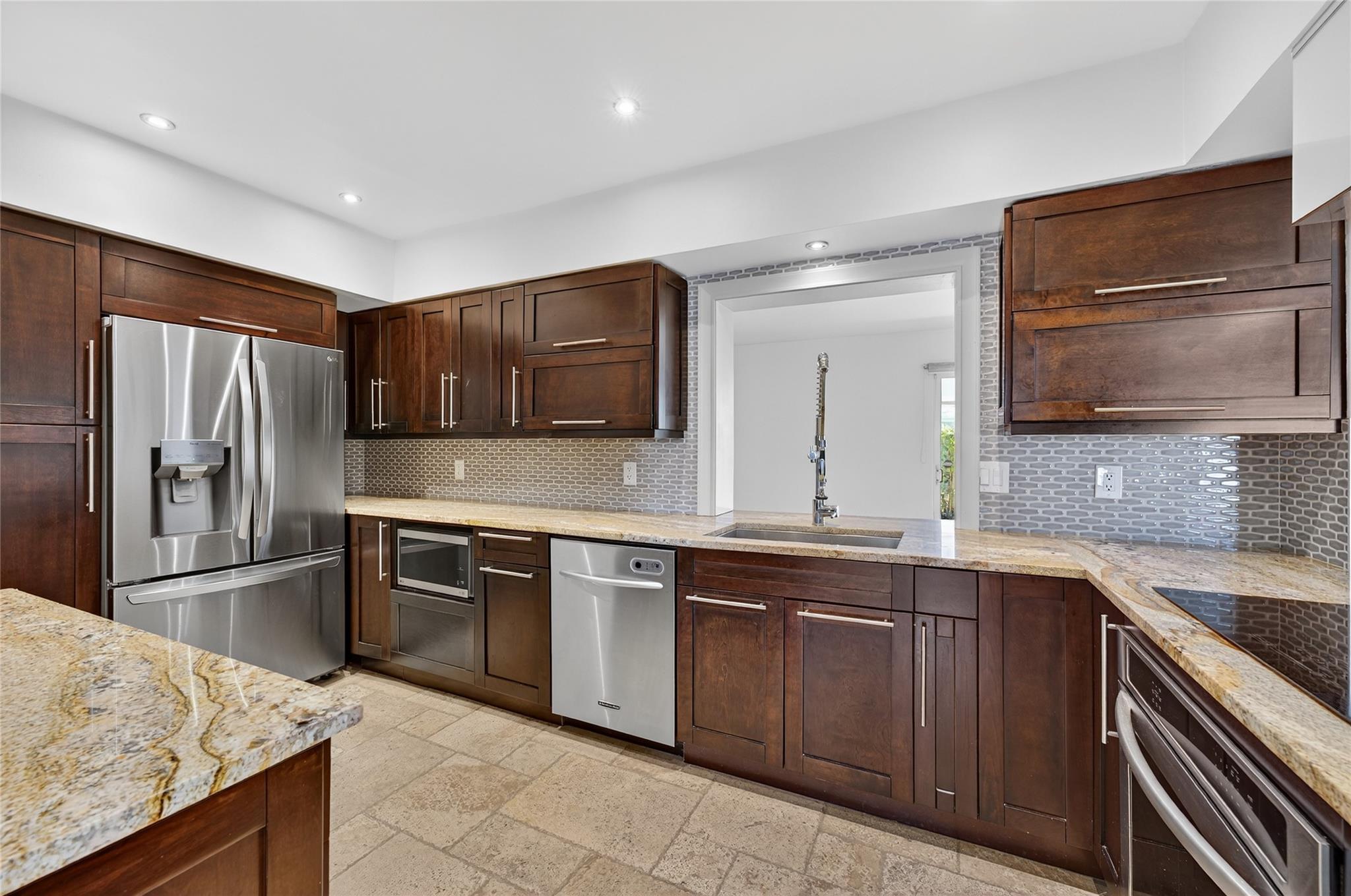 Coral Ridge Add B 41-47 - Residential Income