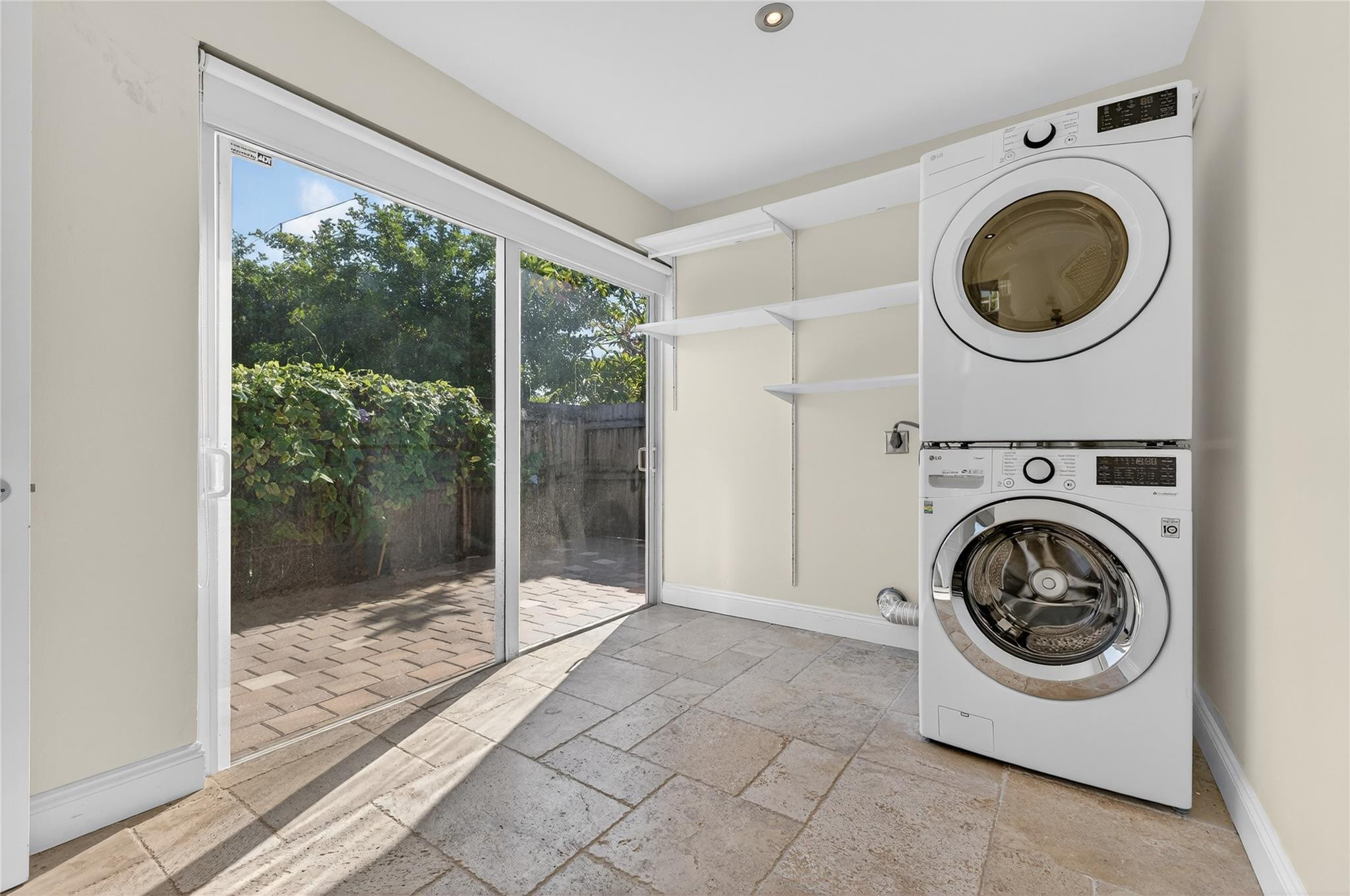 Coral Ridge Add B 41-47 - Residential Income