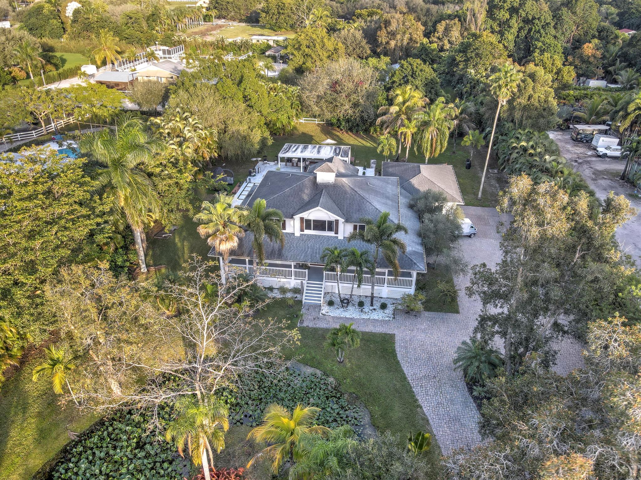 EVERGLADES LAND CO - Residential
